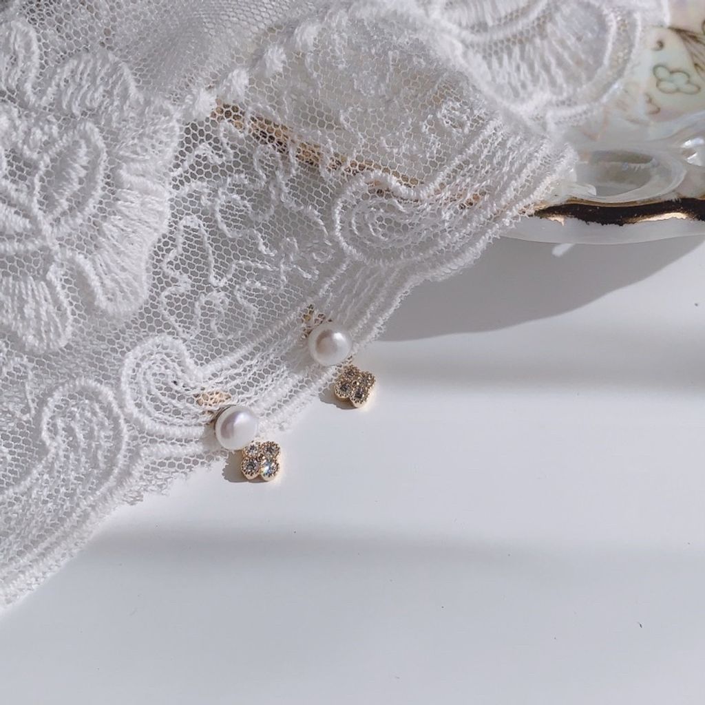 8d594b2ecfabae93d7192c011facc0f1