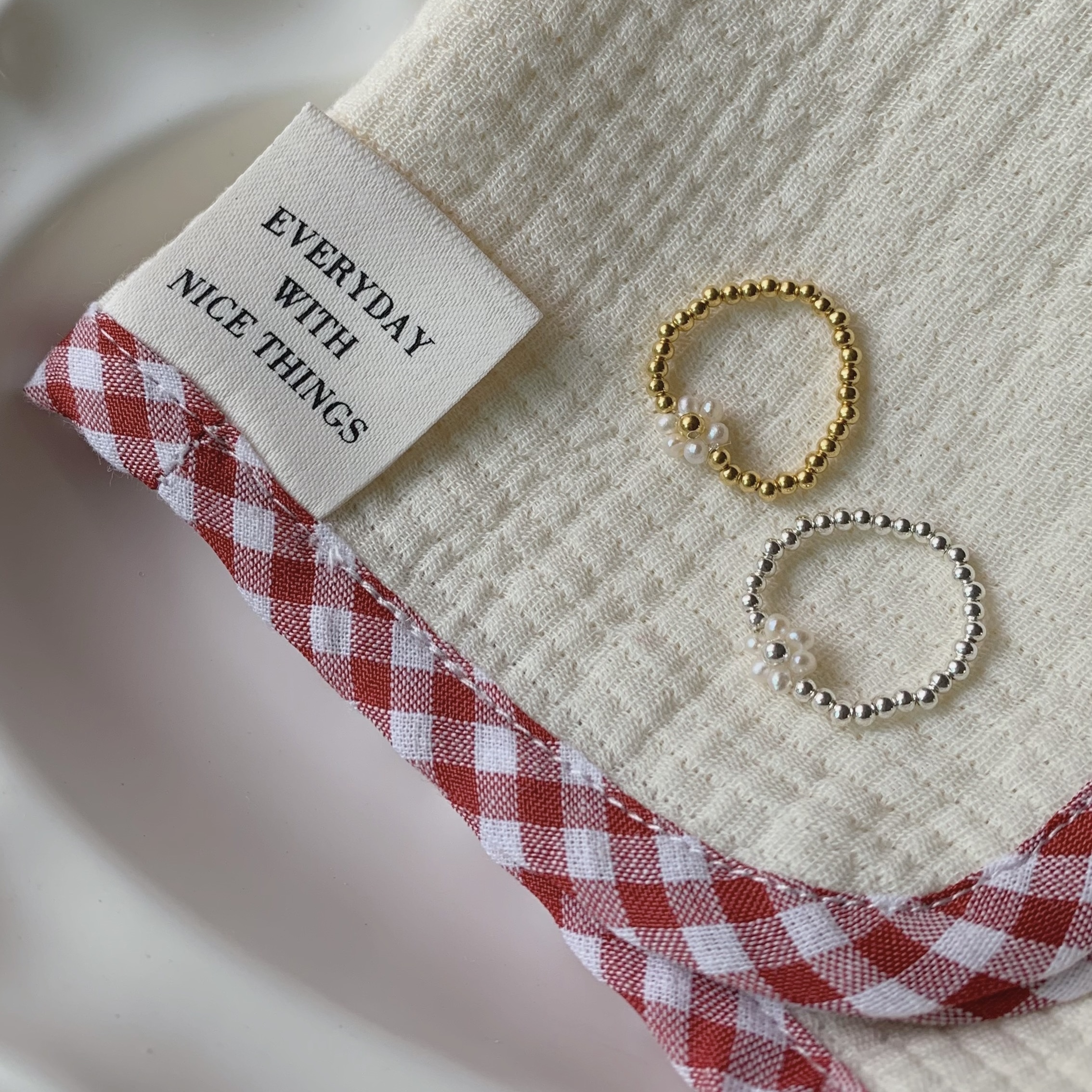 AEDA2466-954D-4A8C-AA7D-DCF8667D529F