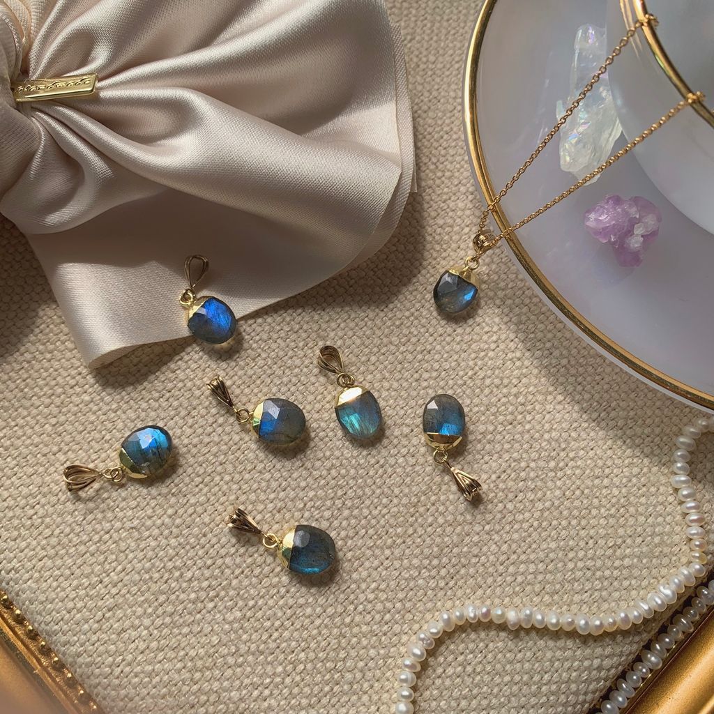 D402ABDF-E575-4879-BADF-45CEEA326CF9