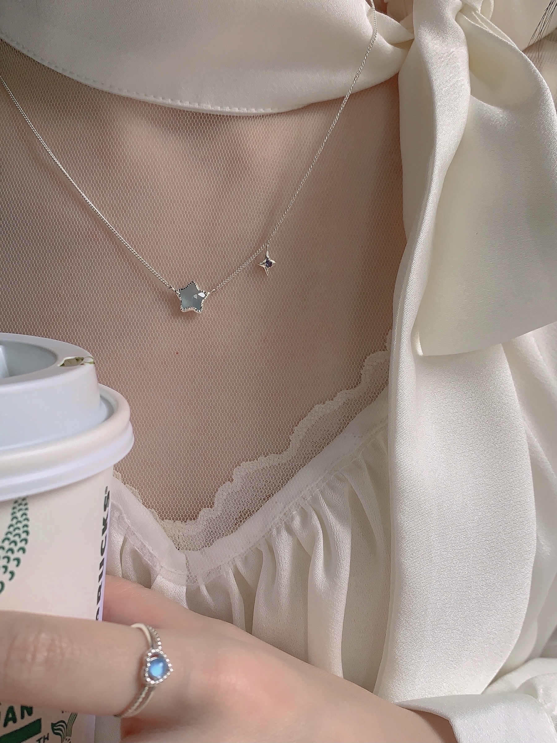 4F5C4FBF-7D94-4EE7-BEC3-3F3AB66D0FD3