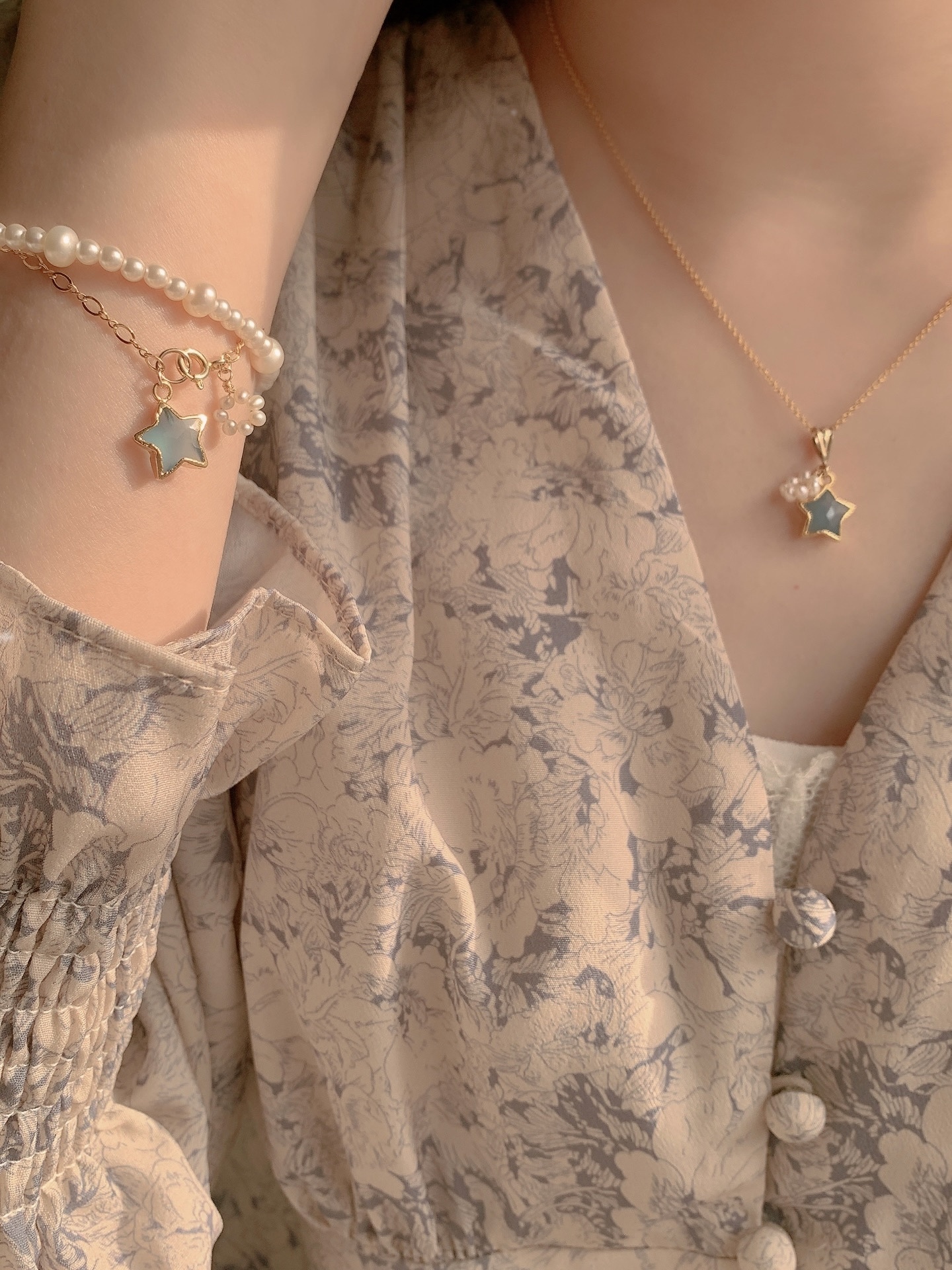 26C7BB6D-C841-41A6-9A63-D8CDD52A40C9