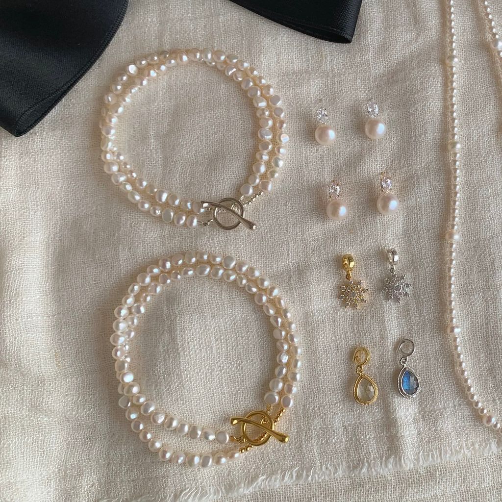 DC0FFD46-7EAB-4552-A0E0-992DA7FB2014