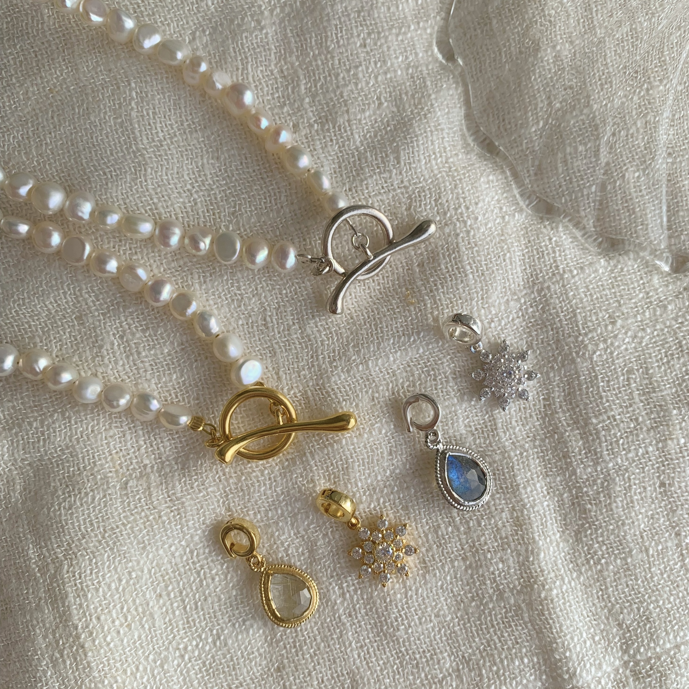 CE14A171-3EFC-4AD4-A56B-CA8078B8EA3C