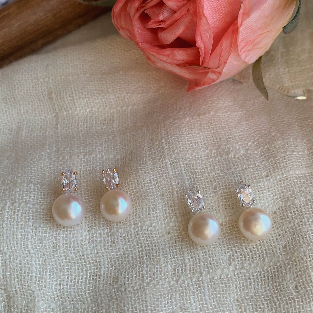 31DFD878-D459-44E1-B4E6-2BDC844AB259