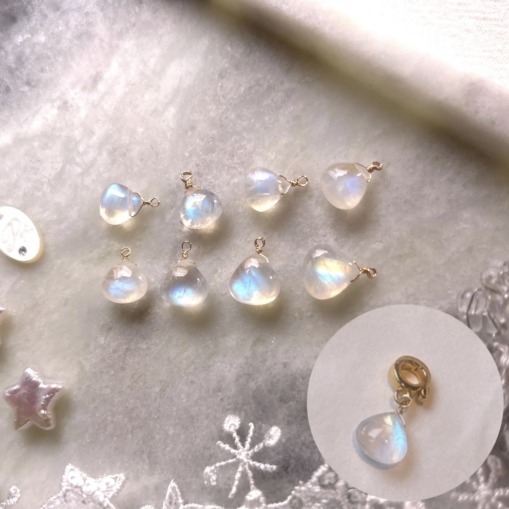 C6F20F2A-EAA9-4576-A136-D825AA4F147D