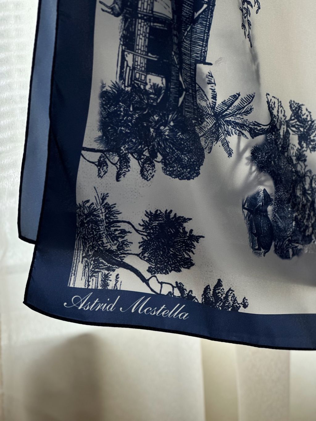 80F7075A-6E0E-497D-A51E-AAFEF838571C