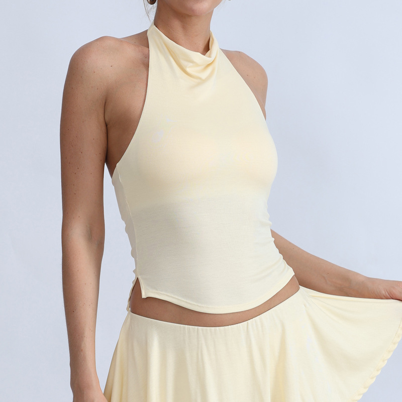 SKU-02-浅黄色上衣