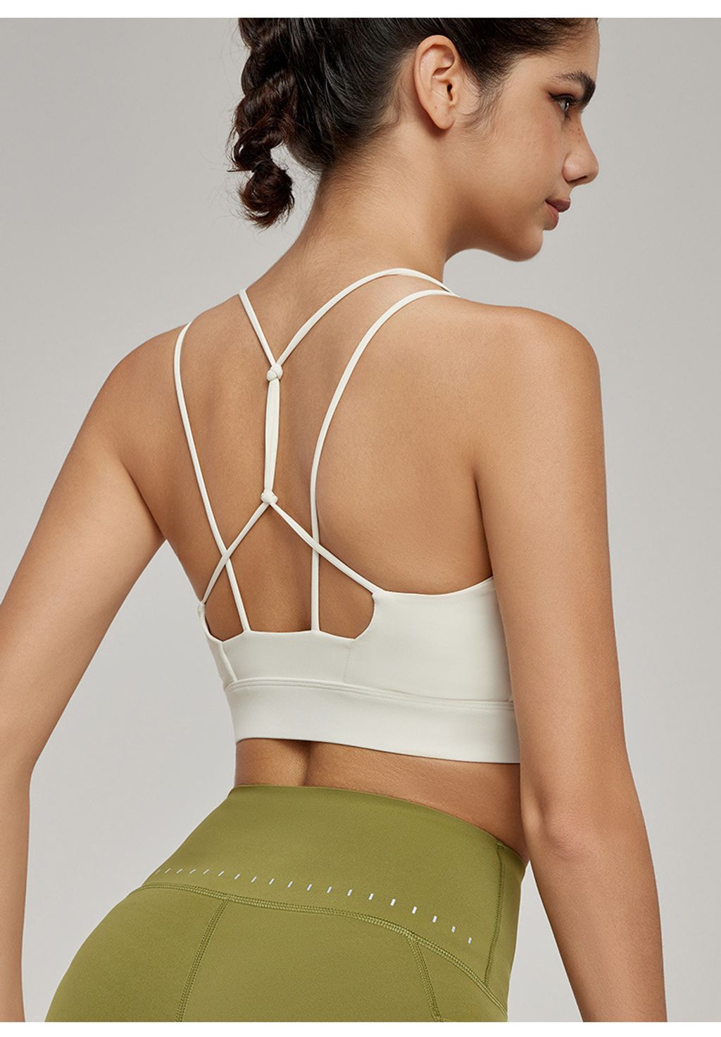 O1CN01JFS8rg2C4PtsYE6mG_!!2206924468420-0-cib