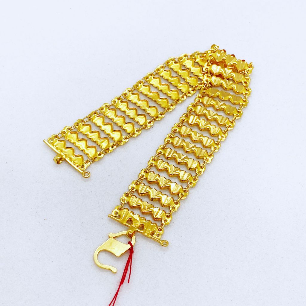 image_48A7D54B-8854-4CAD-84FA-6F8258D9C780_1764741148