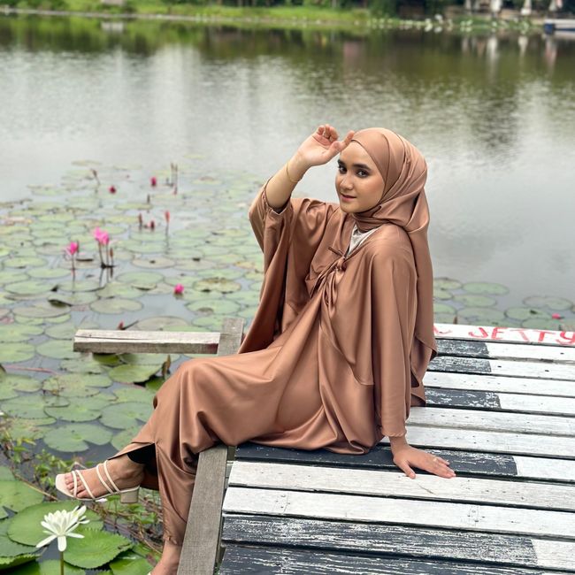 JiwaApparel |  - Camelia Abaya Kaftan With Shawl