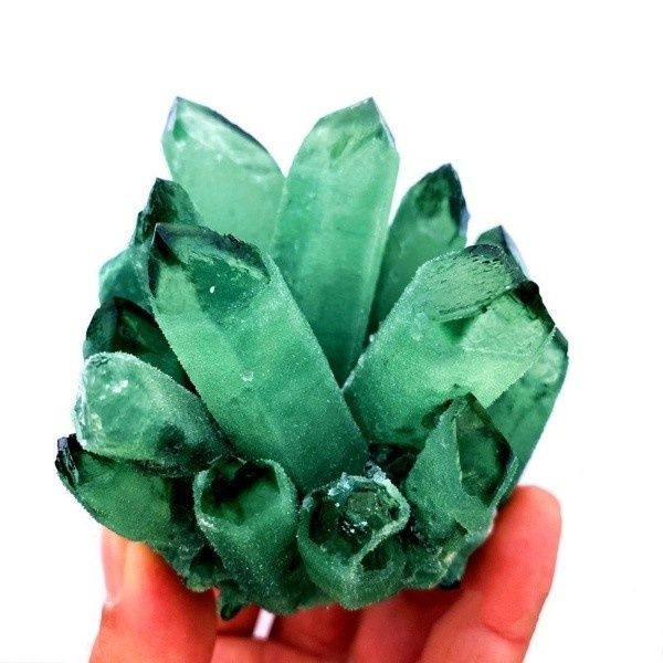 綠水晶簇