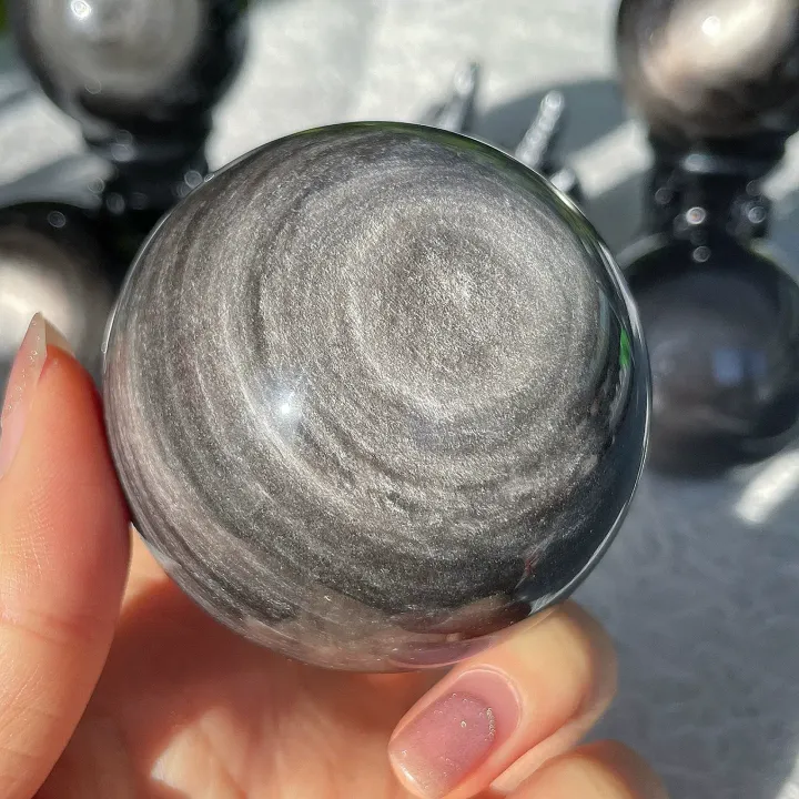 銀曜石水晶球 可防小人 避邪擋煞 提升直覺力助 於消除負能量與壓力