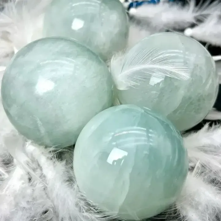海藍貓眼螢石水晶球 助於增強專注力 提升直覺與創意 帶來平靜與清晰思維