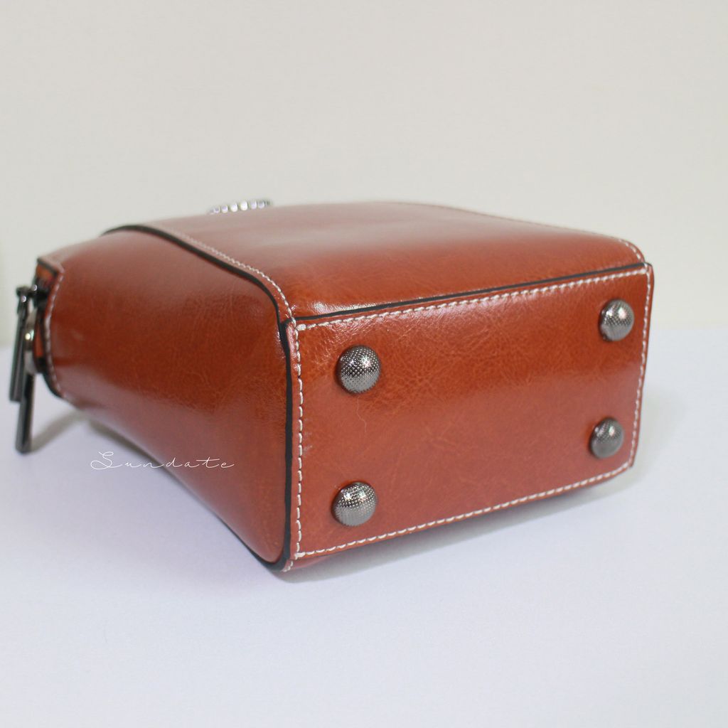 BG001 (5).jpg