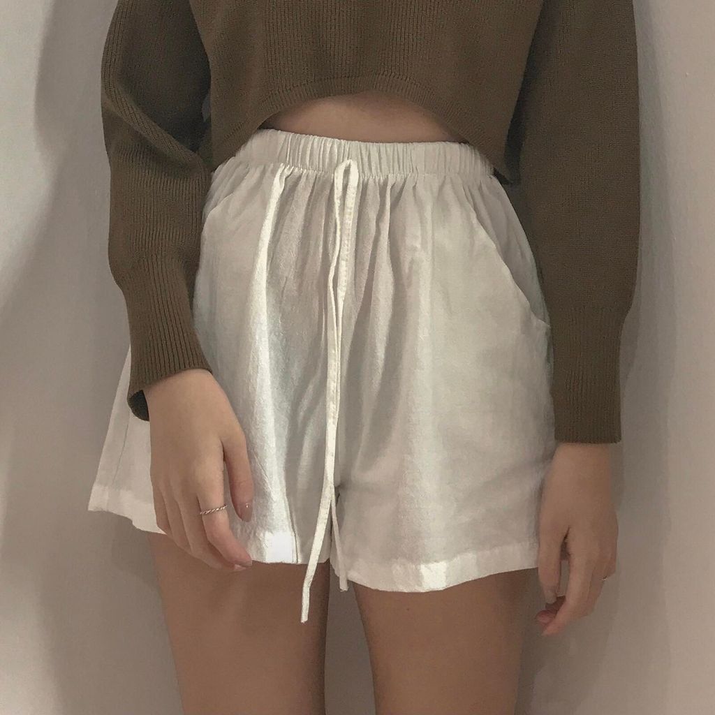 linen shorts-white.jpg