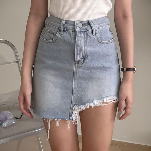 ripped denim skirt.JPG