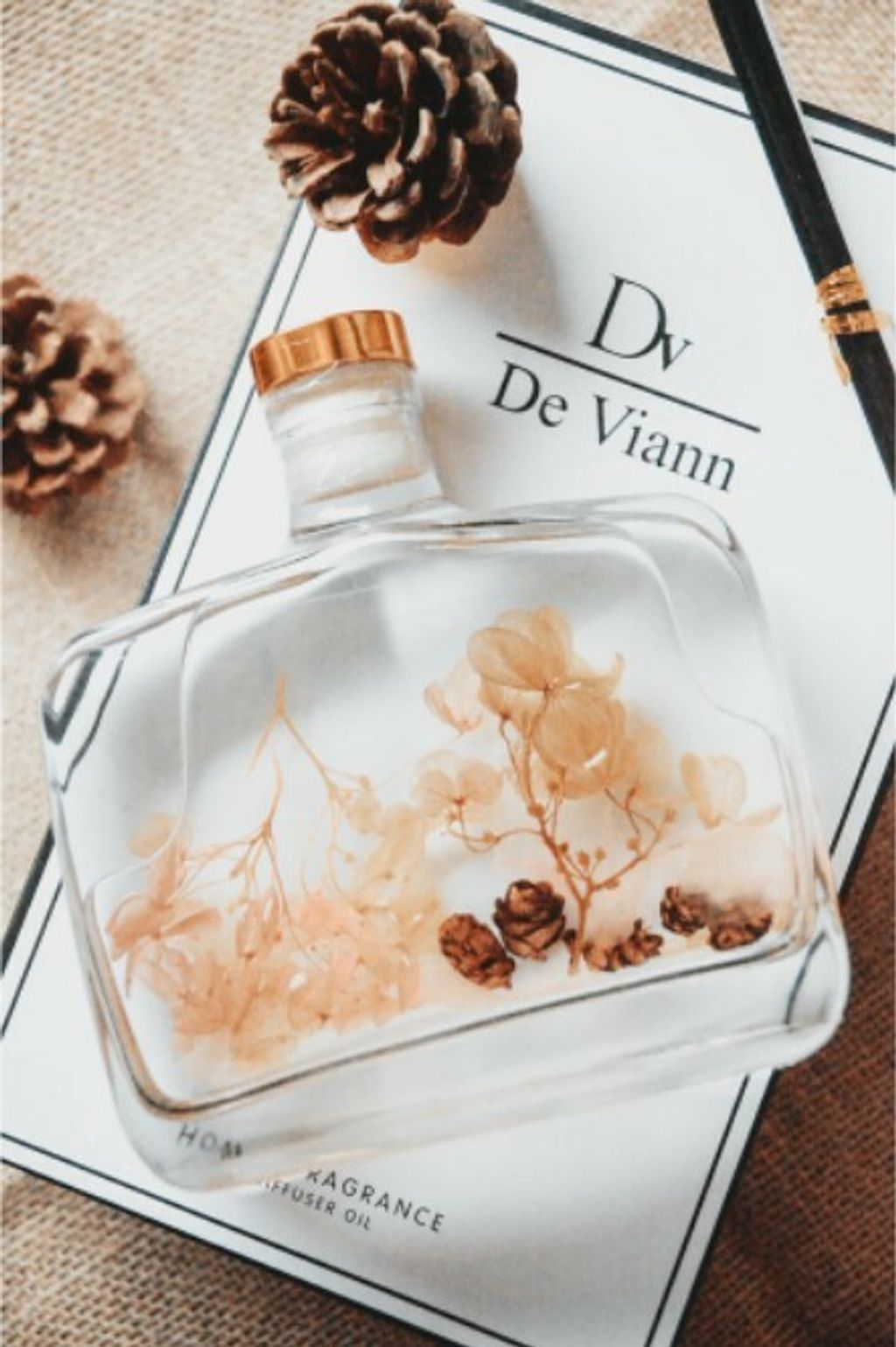 english pear freesia.jpg