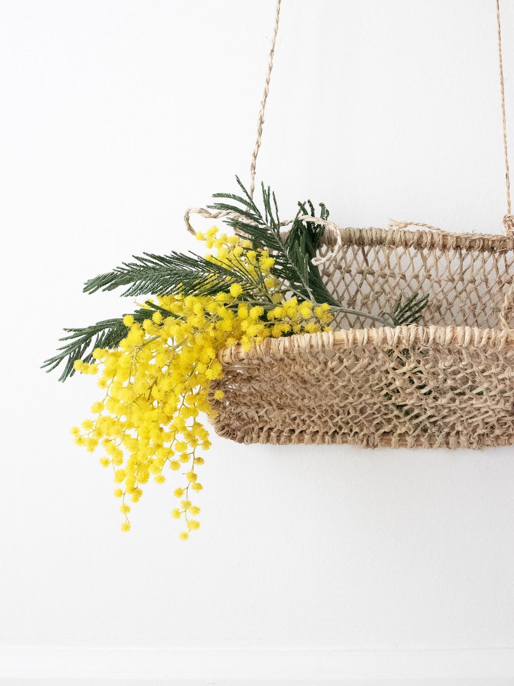 ceremonia-hanging-wall-basket-huacal-small-with-flowers-edited.jpg