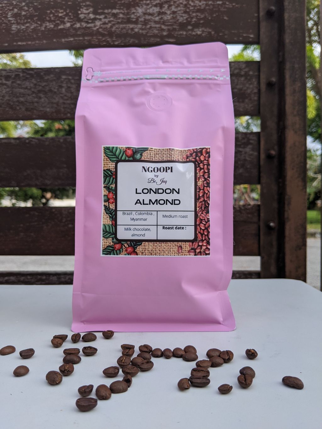 London Almond Coffee Beans Ngoopi By Be Jaq