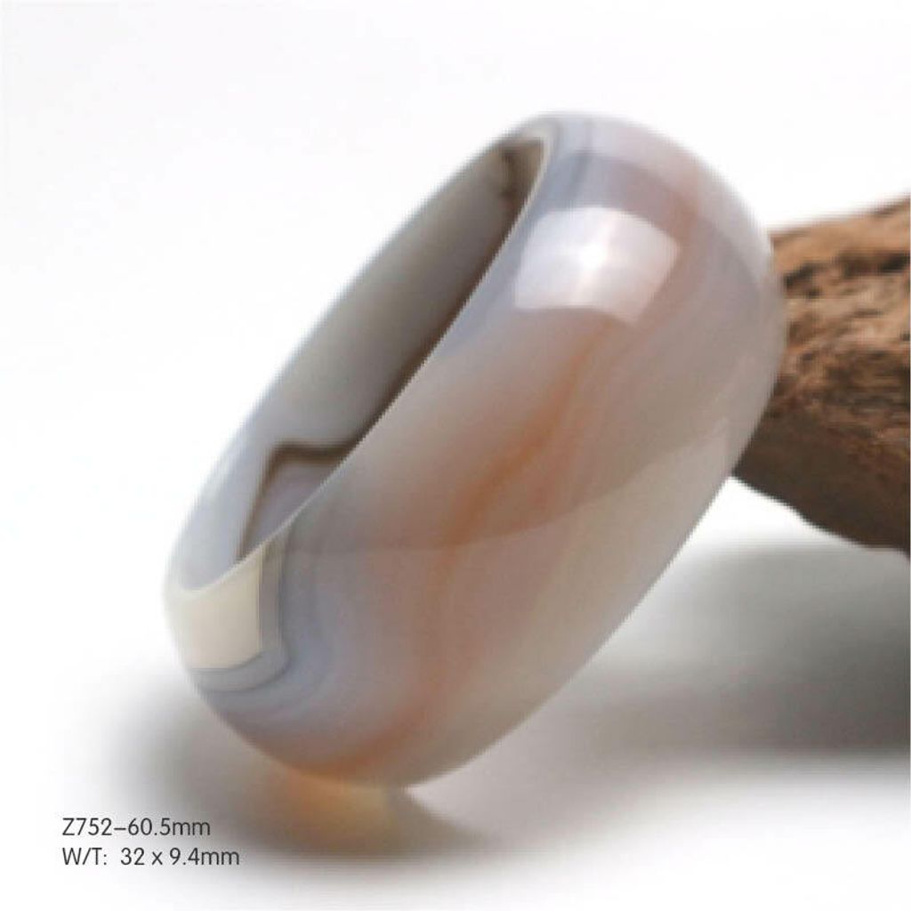 Z752-玛瑙玉髓手镯60.2mm5.jpg