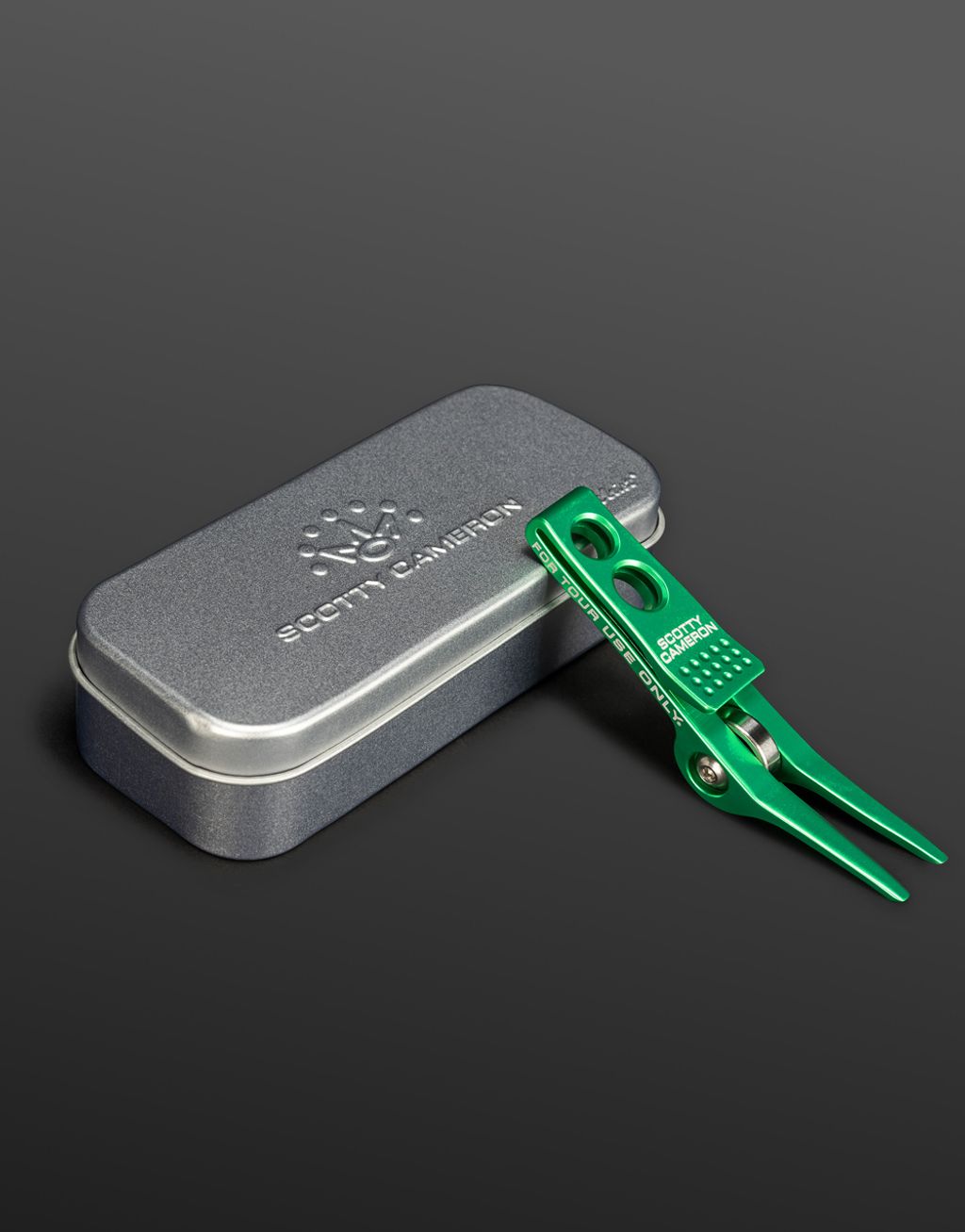 faf7a790-80d4-4b53-a598-5fbd8a1f47592025roller-clip-pivot-tool-irish-green-main1