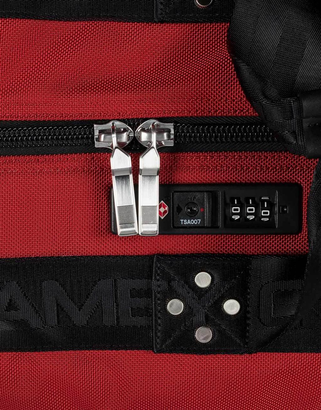 64b6b85a-fa8c-43d0-95d5-5aac028b18482025-sc-club-glove-tour-traveler-sb-red-8