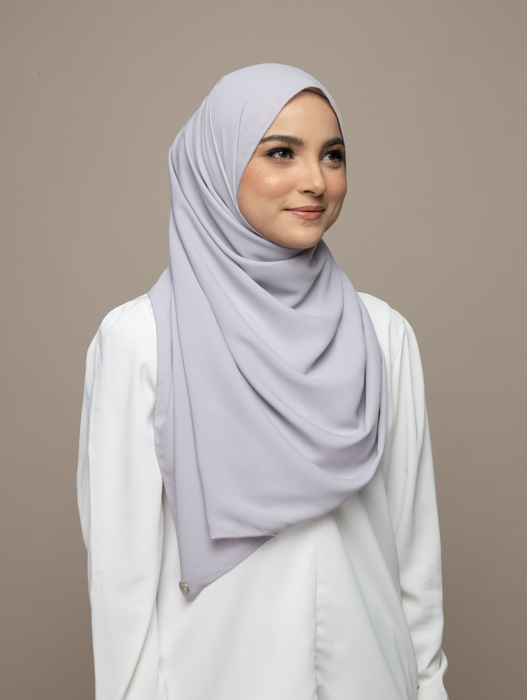 kyrashahrol studio shoot 17.3.2022-146695.jpg
