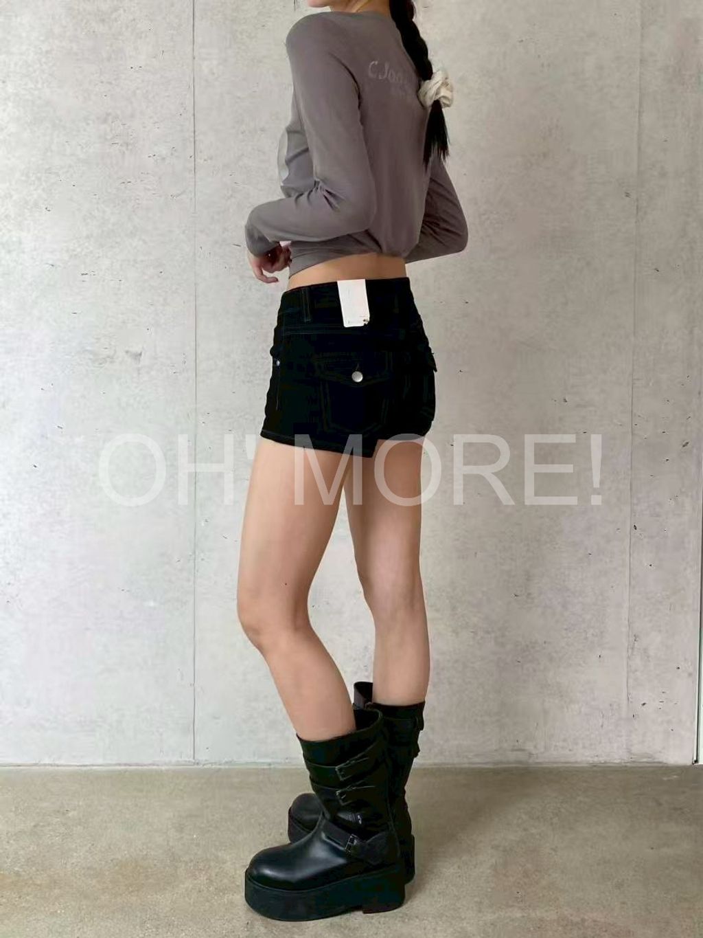 LINE_ALBUM_202639_260309_422