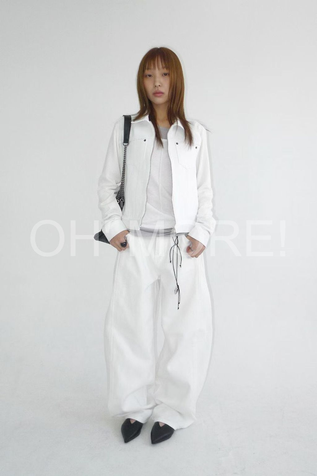 LINE_ALBUM_202639_260309_107