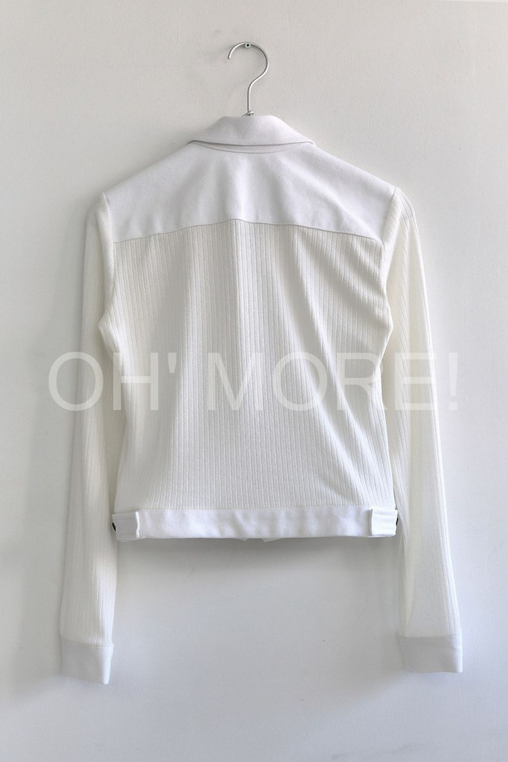 LINE_ALBUM_202639_260309_100