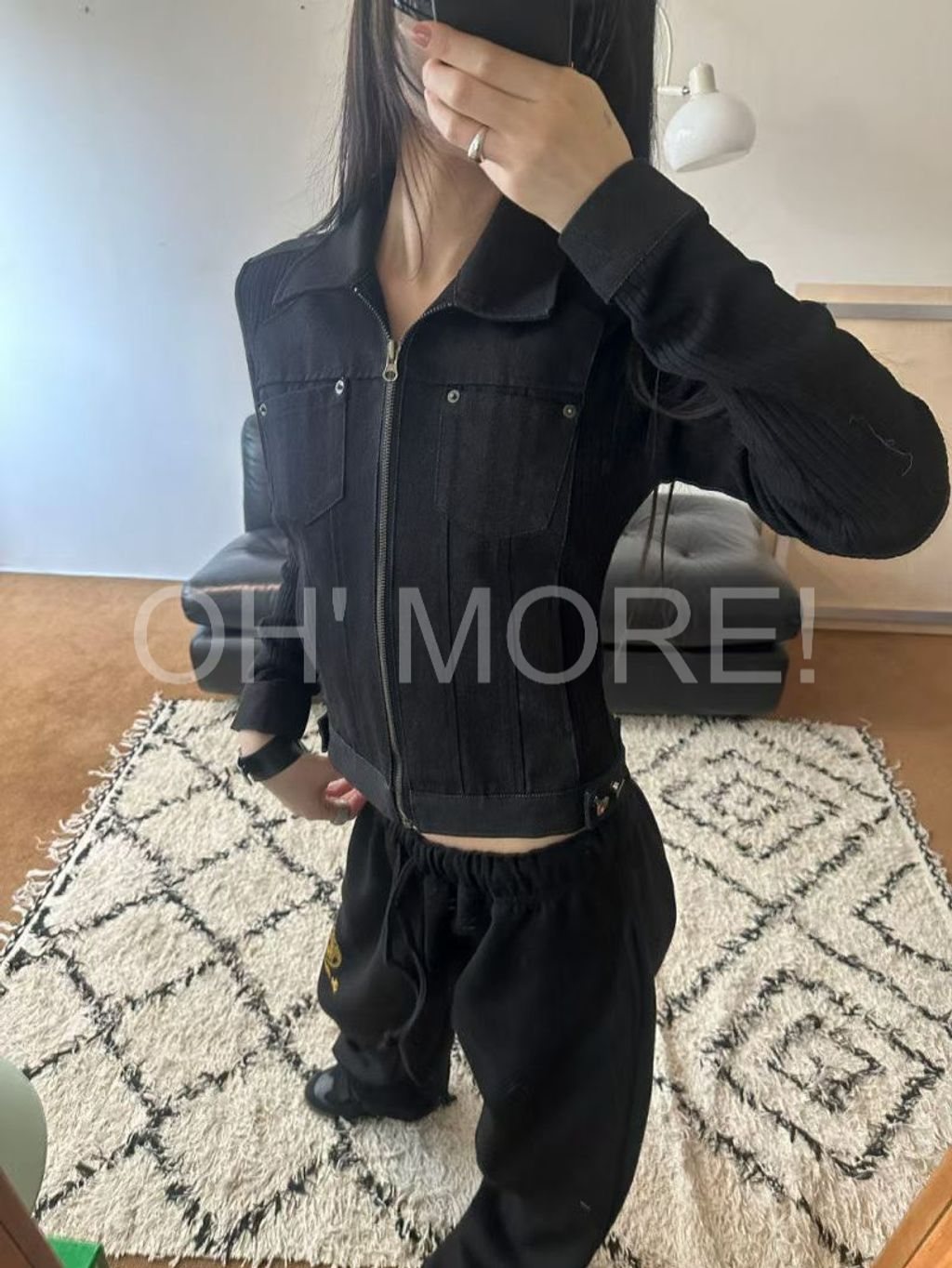 LINE_ALBUM_202639_260309_111