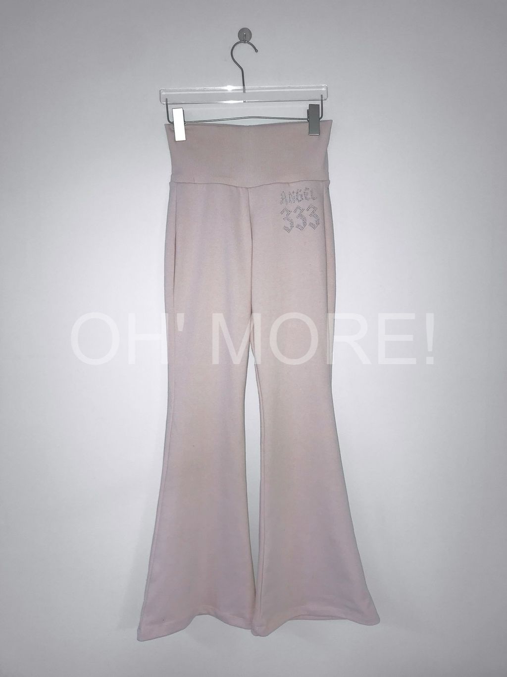 LINE_ALBUM_202639_260309_150