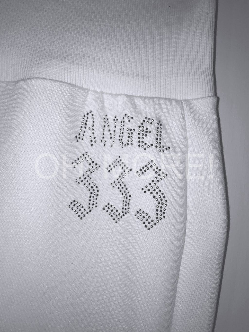 LINE_ALBUM_202639_260309_146