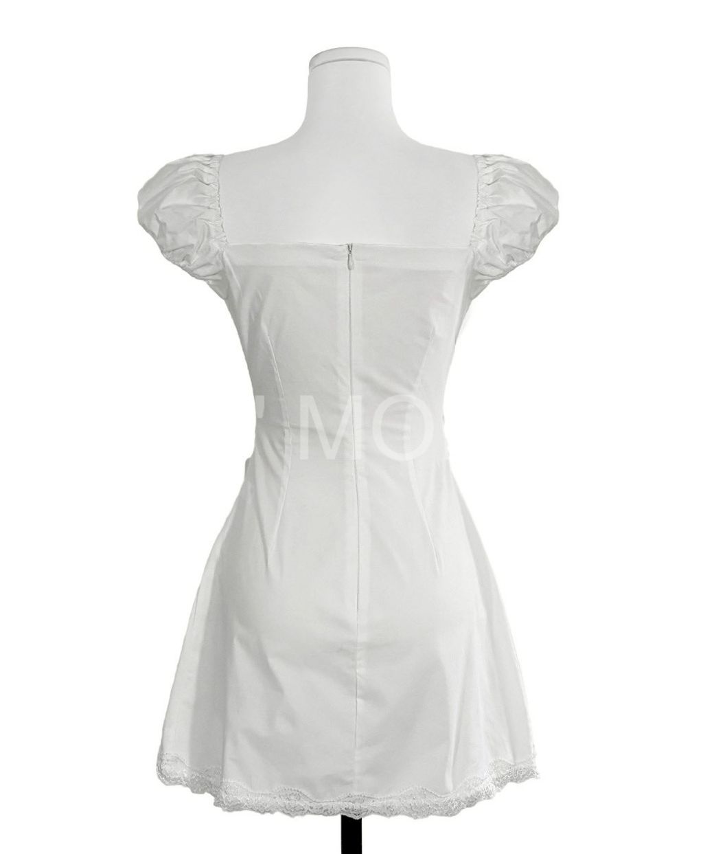 LINE_ALBUM_202639_260309_340