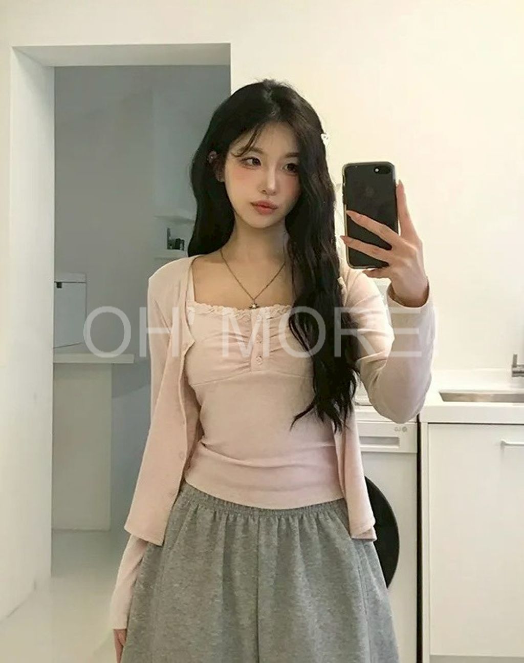 LINE_ALBUM_202639_260309_44