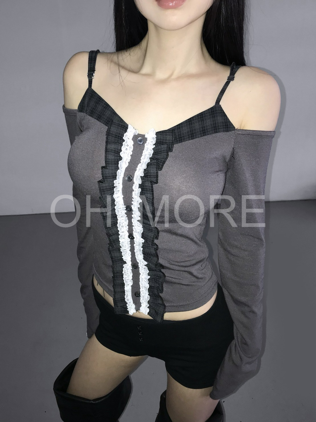 LINE_ALBUM_202641_260401_459