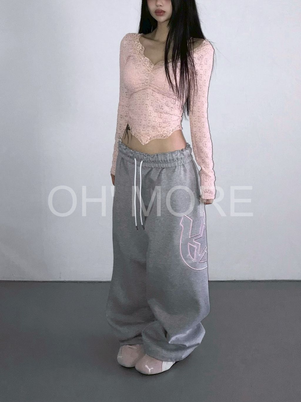 LINE_ALBUM_202641_260401_481