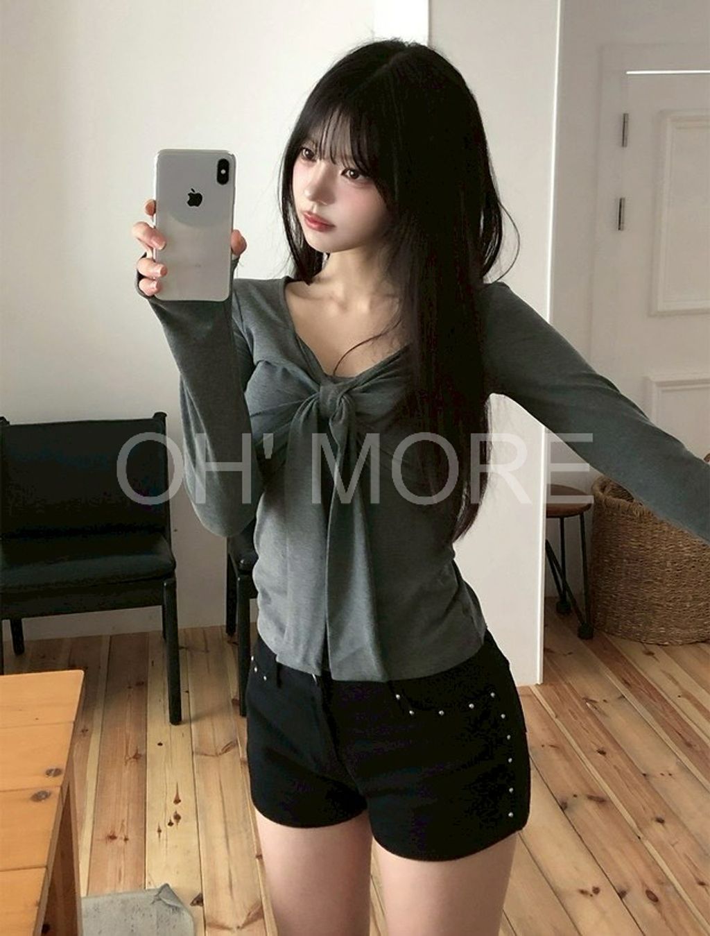 LINE_ALBUM_202641_260401_4