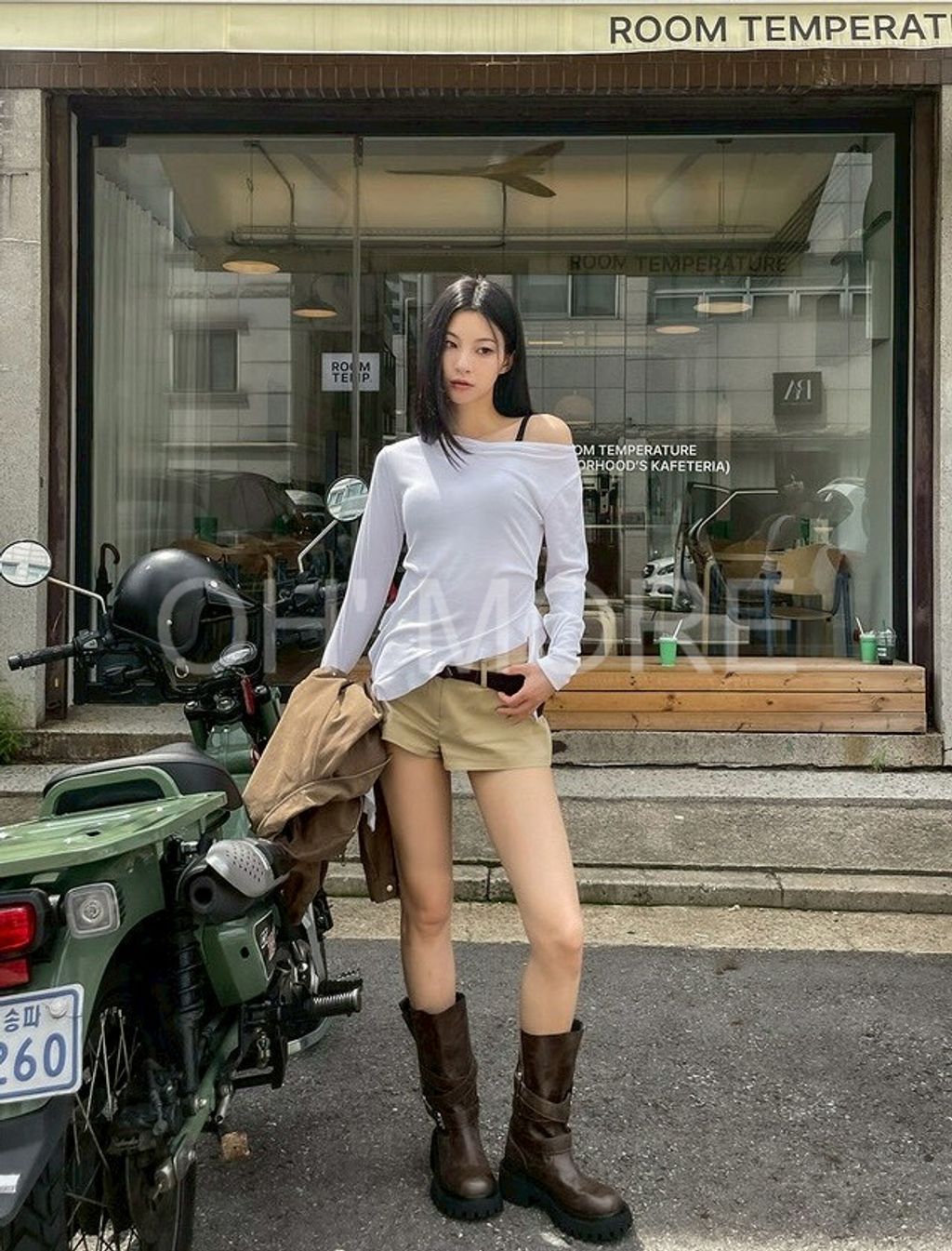 LINE_ALBUM_202641_260401_233