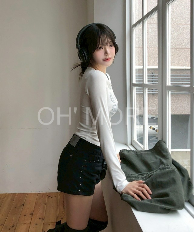 LINE_ALBUM_202641_260401_21