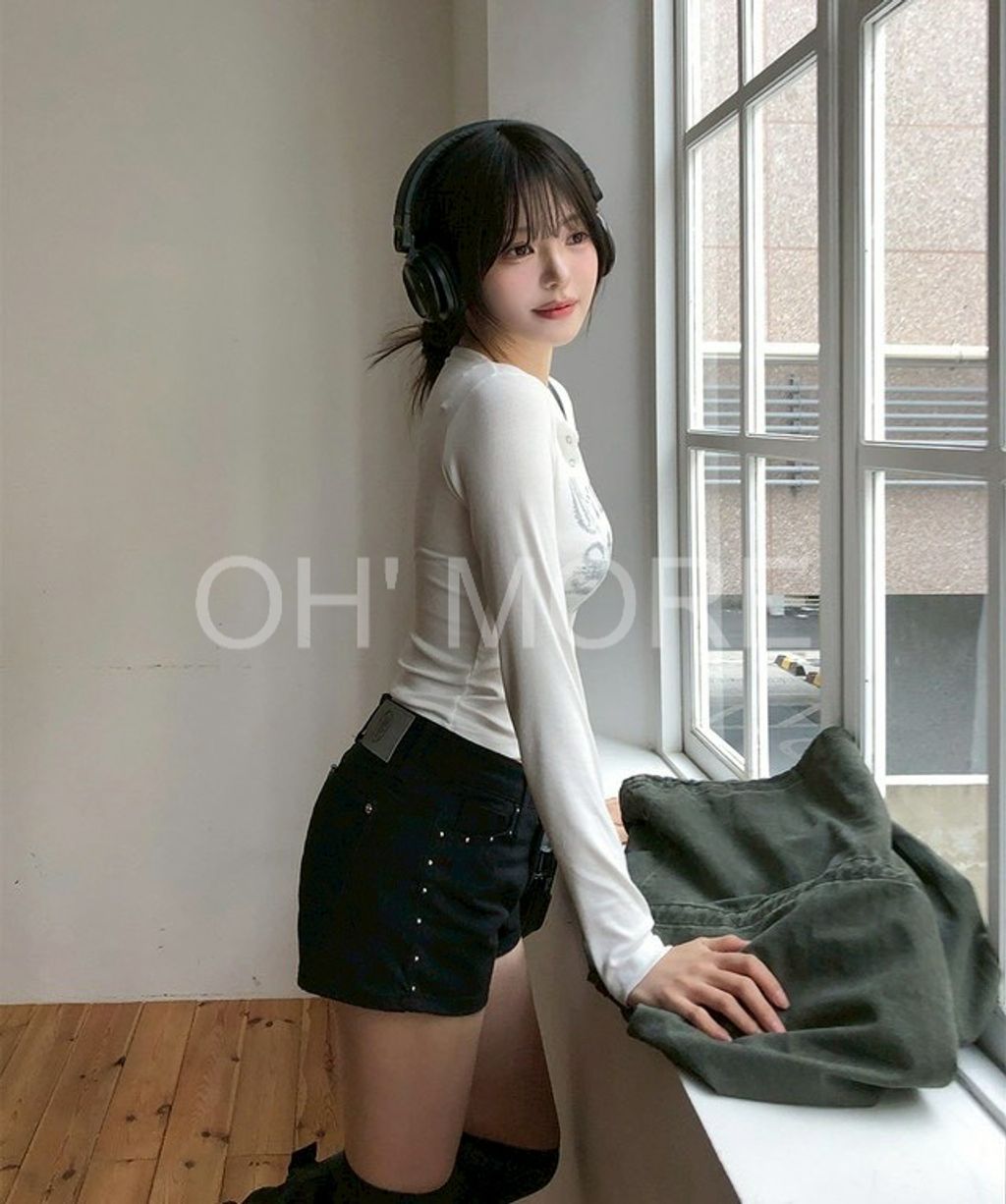 LINE_ALBUM_202641_260401_21