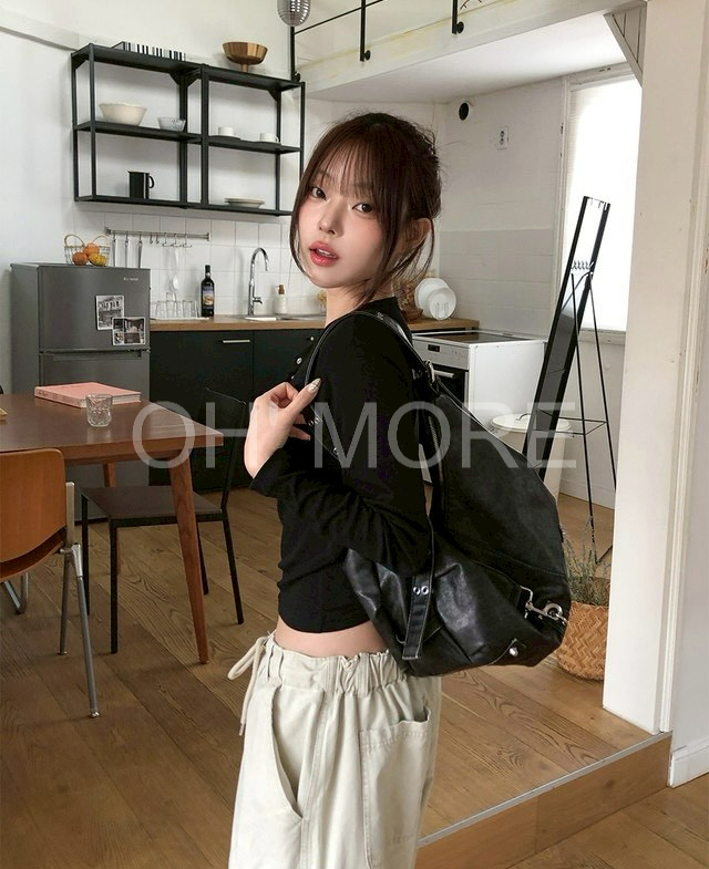 LINE_ALBUM_202641_260401_32