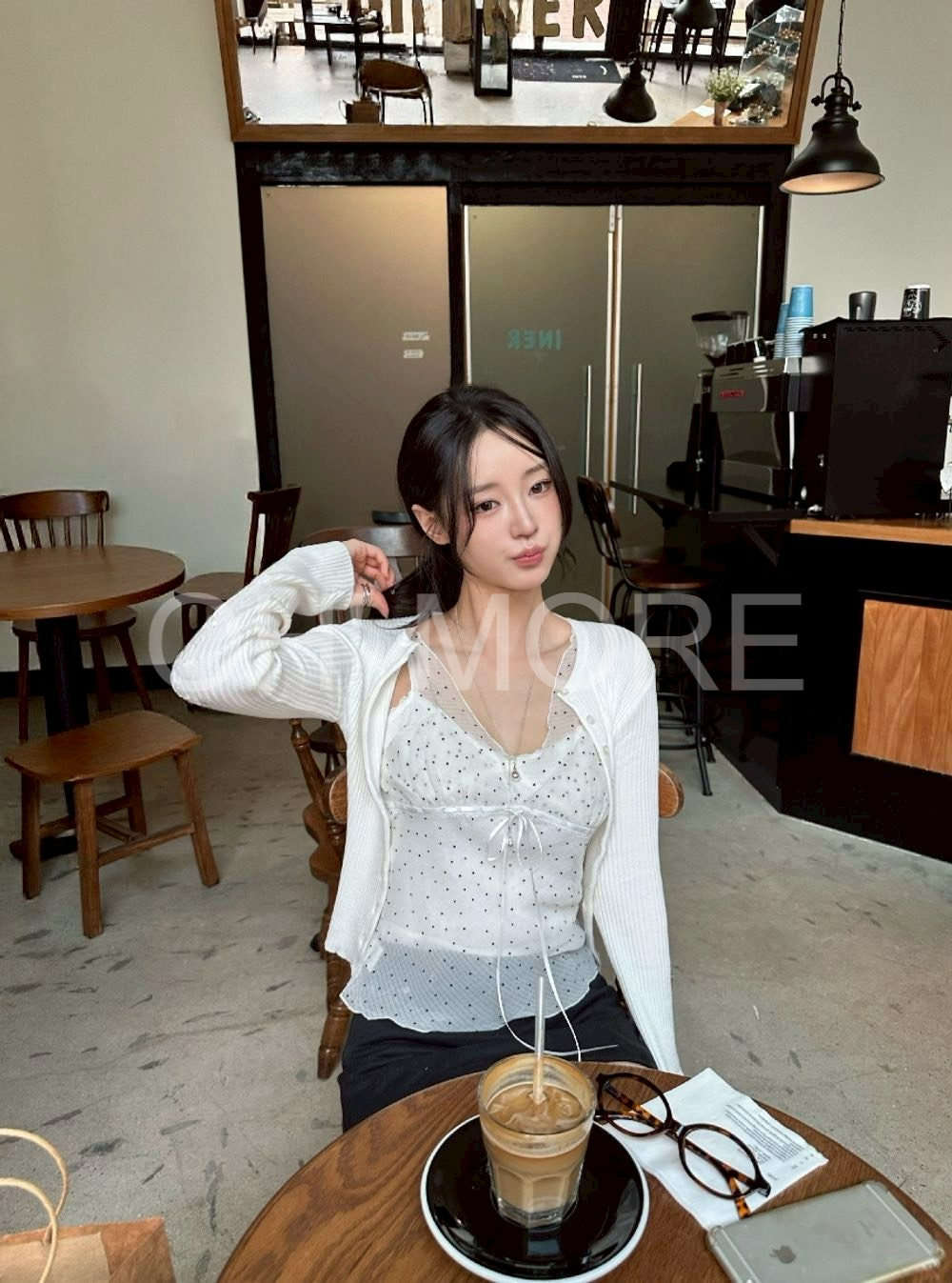 LINE_ALBUM_202641_260401_67