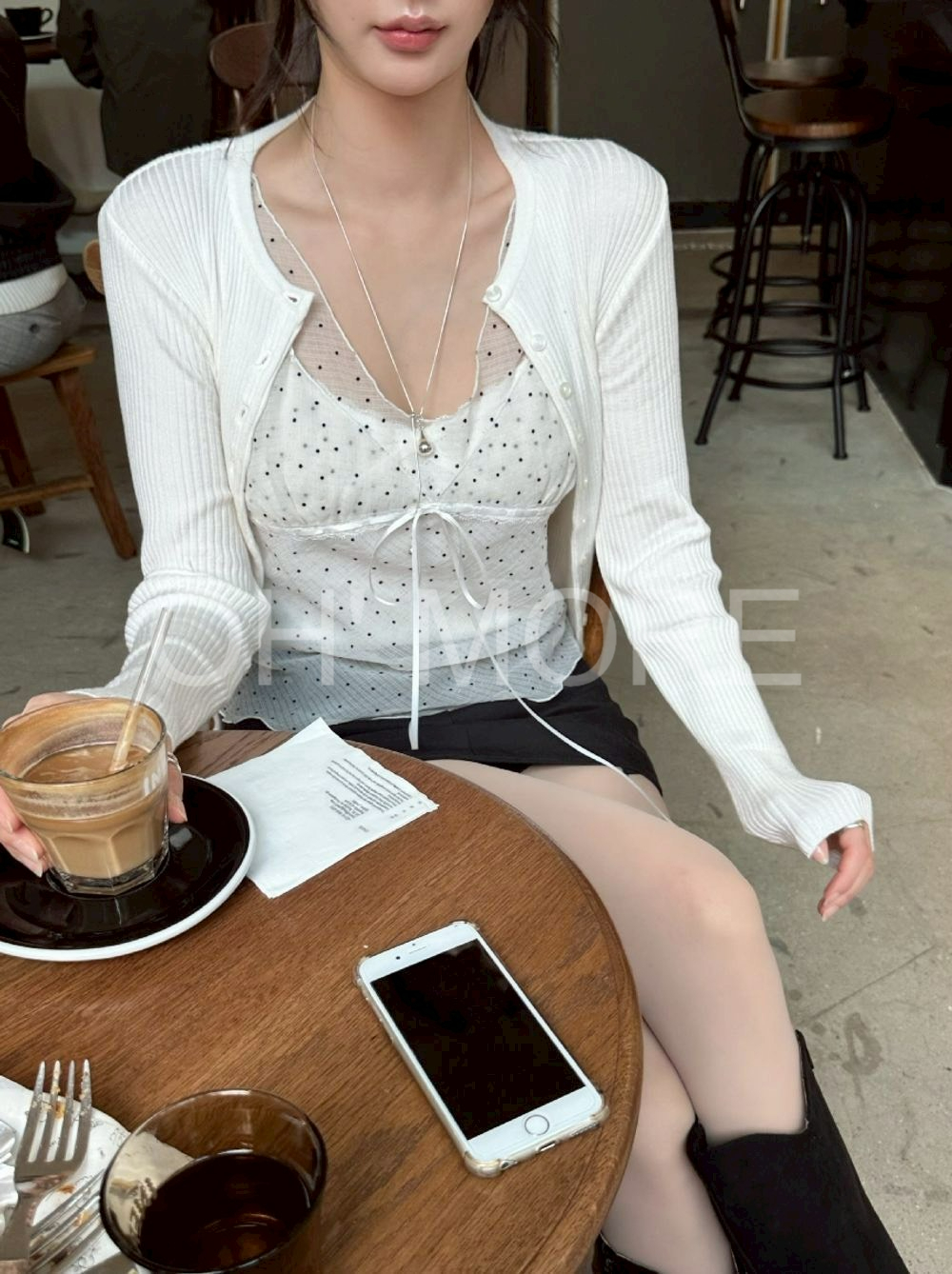 LINE_ALBUM_202641_260401_73