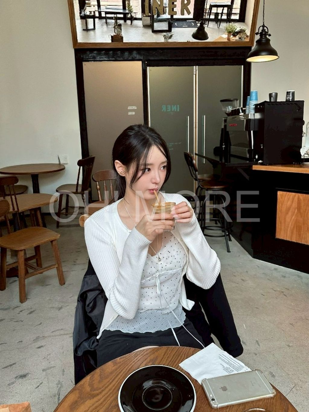 LINE_ALBUM_202641_260401_71