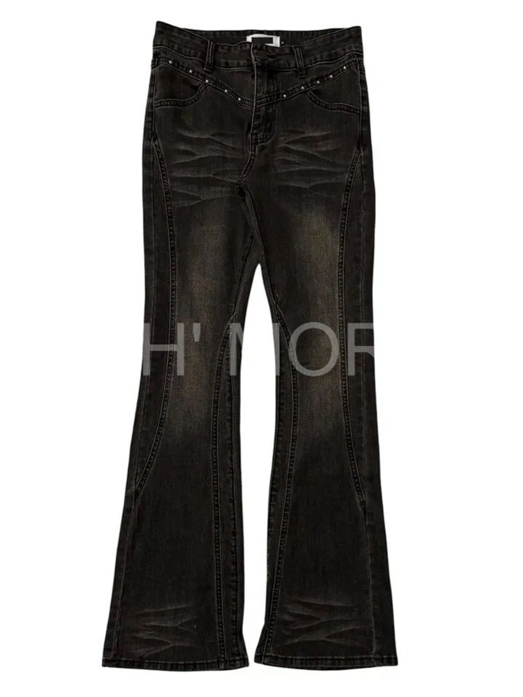 LINE_ALBUM_202641_260401_350