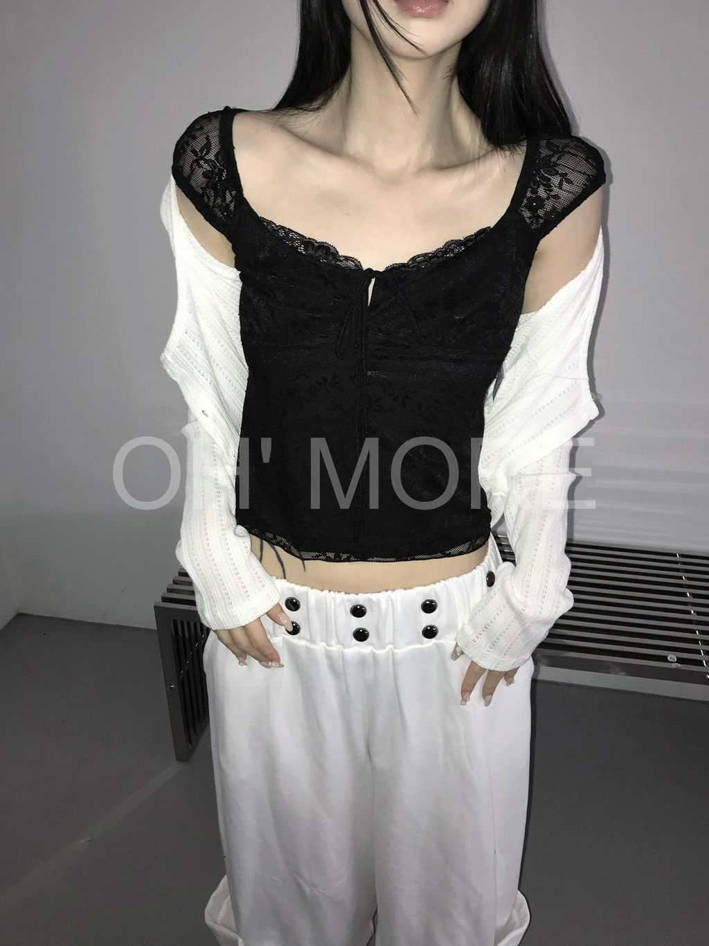 LINE_ALBUM_202641_260401_445