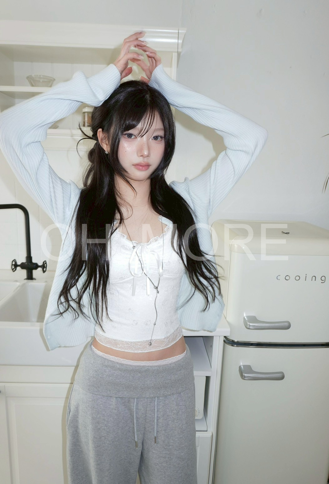 LINE_ALBUM_202641_260401_530