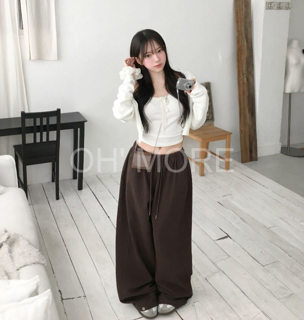 LINE_ALBUM_202643_260403_24