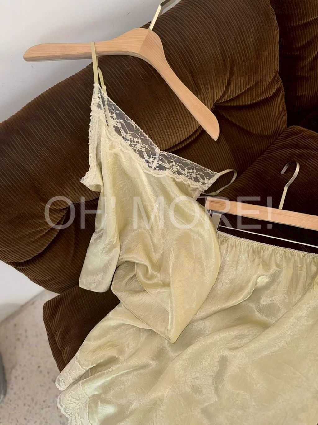 LINE_ALBUM_2026420_260420_136